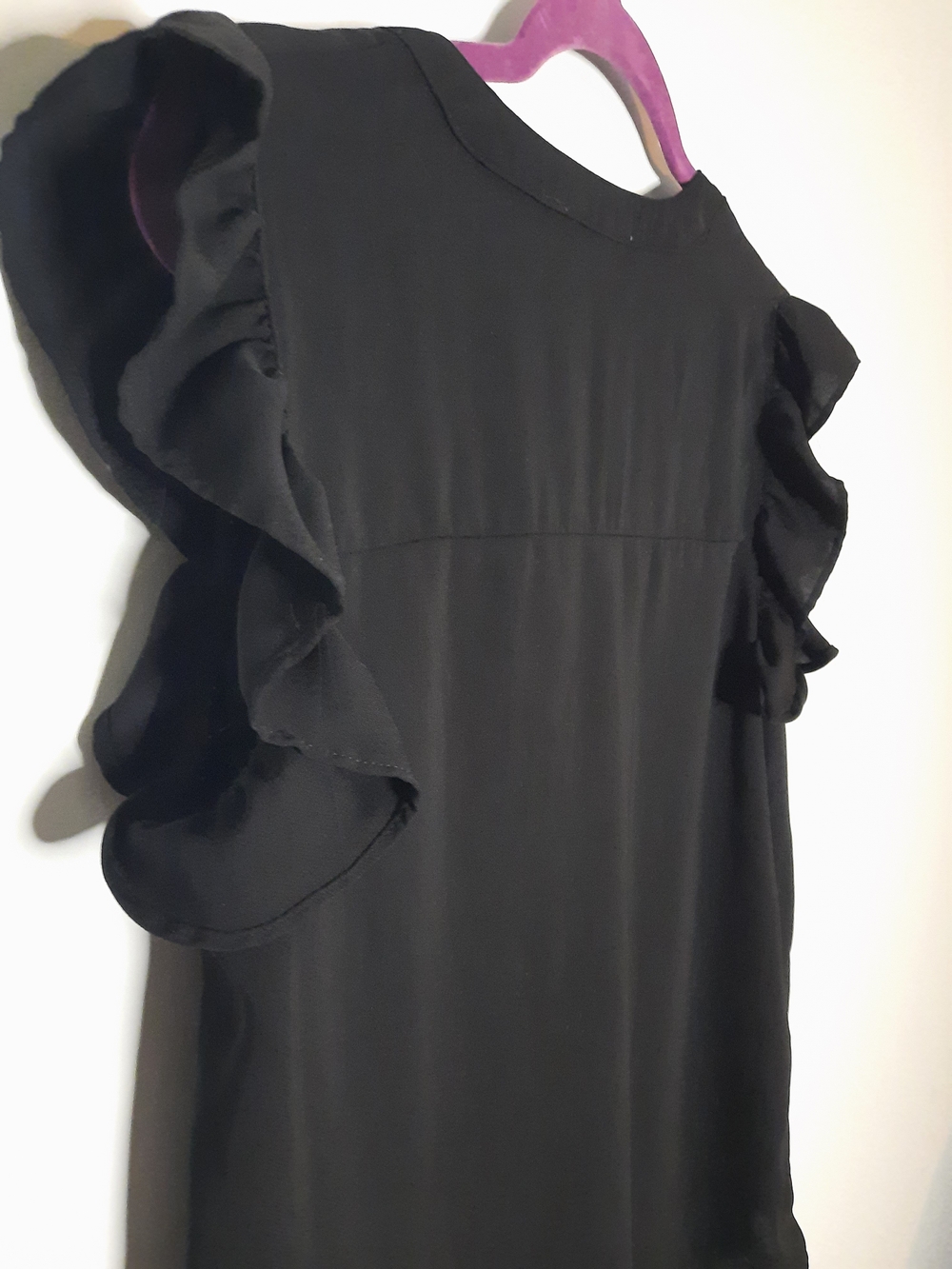 Zenana Outfitters Black Flutter Sleeve Blouse, Ruffles, V-Neck, Dressy - Picture 5 of 5